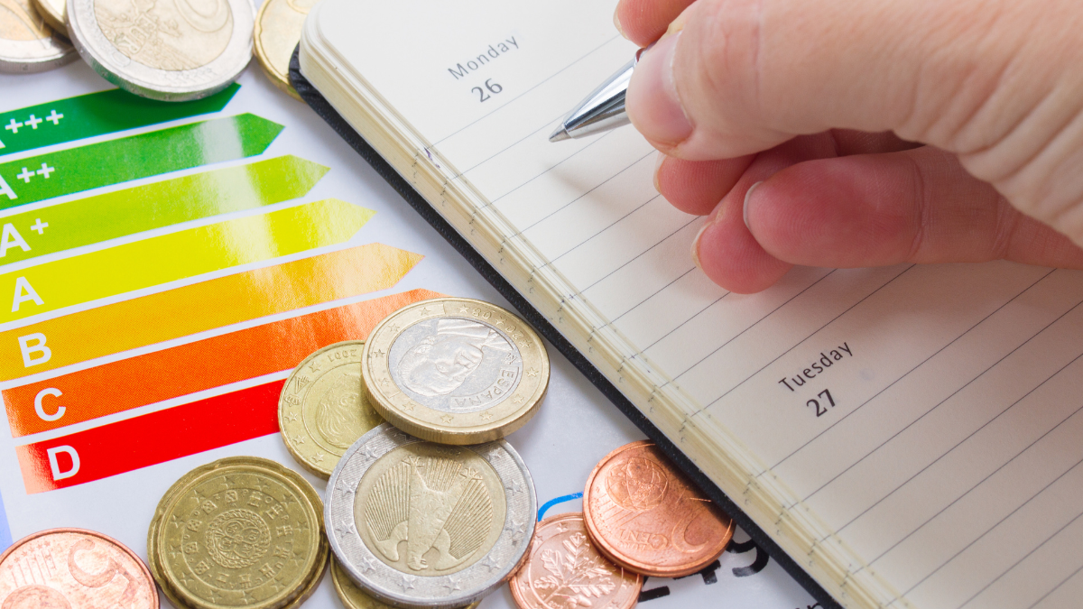 Cómo cambiar de compañía eléctrica en 2025 y pagar menos en tu factura 🔄💡